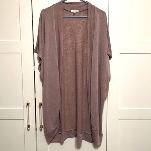Long short-sleeved cardigan